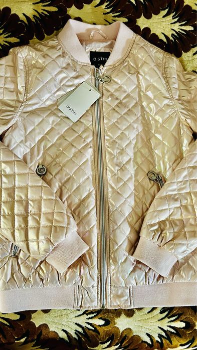 Ветровка новая OSTIN