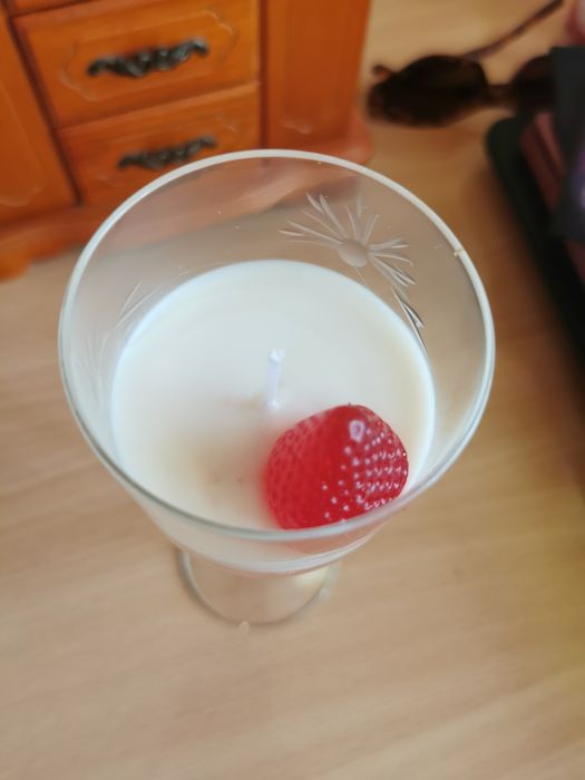 Lumanare handmade din ceara de soia si ceara gel cu foita de aur