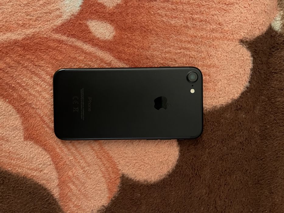 Vand iphone 7, liber de retea!