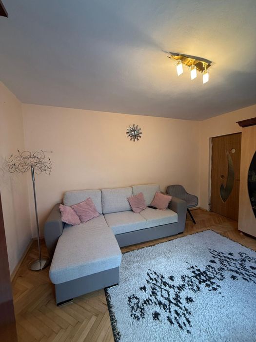 Apartament de vanzare Cedonia nedecomandat