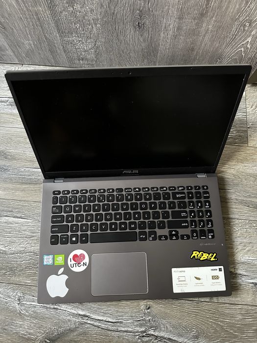 ASUS X509F – i7 / 20GB RAM / SSD 512GB / MX250 2GB