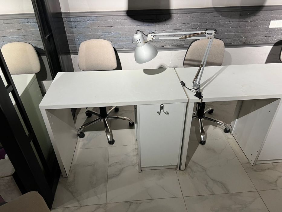 Продается мебель для салона красоты