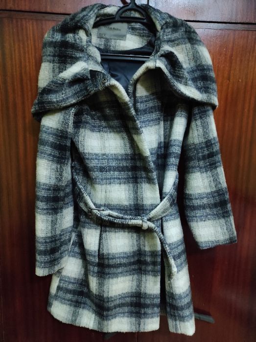 Уникално палто на Зара