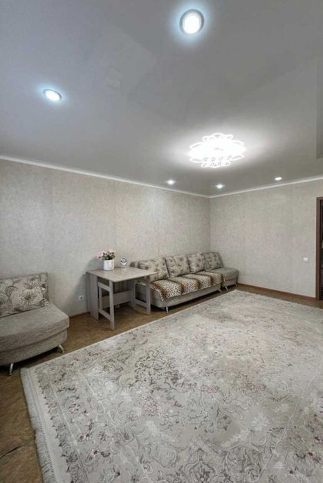 2 ком квартира, р-н Береке