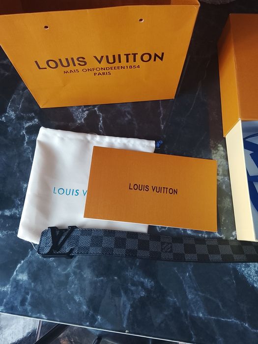 curea Louis Vuitton neagra cu factura