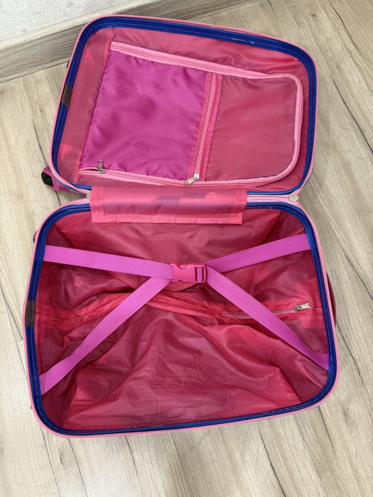 Чемодан детский для девочки