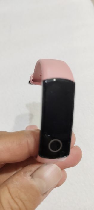 Honor band 5 смарт гривна