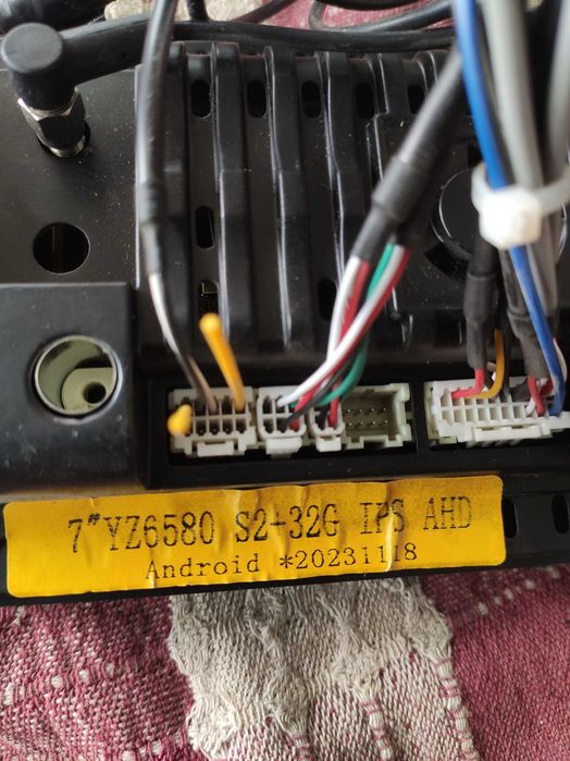 Продам авто магнитолу