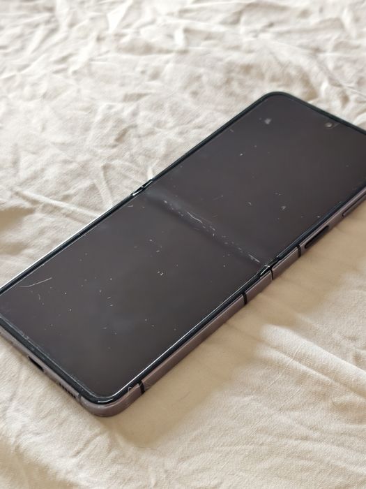 Samsung z flip 5 256gb