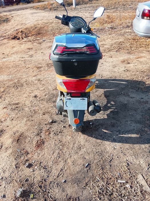 Обмен продажа  M8 скутер