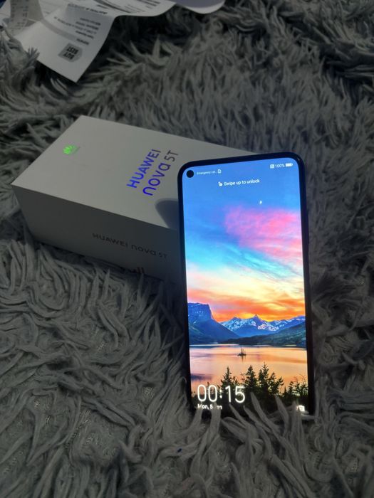 Huawei nova 5T перфектен