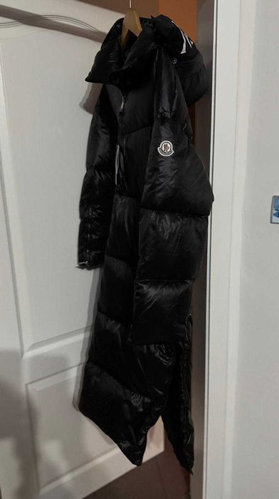 Черно Huppelong down jacket Moncler