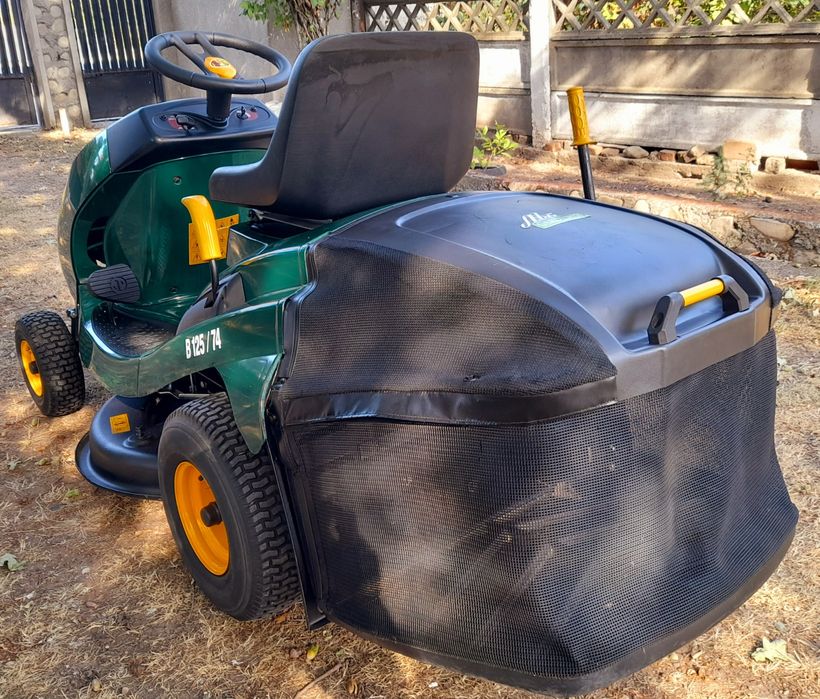 Tractoras tuns iarba MR GARDENER(Alko) B125/74 Brigs&Stratton 12,5HP OHV 4Timpi 5Trepte Aproape Nou Cu puține ore de funcționare!!!

Preț