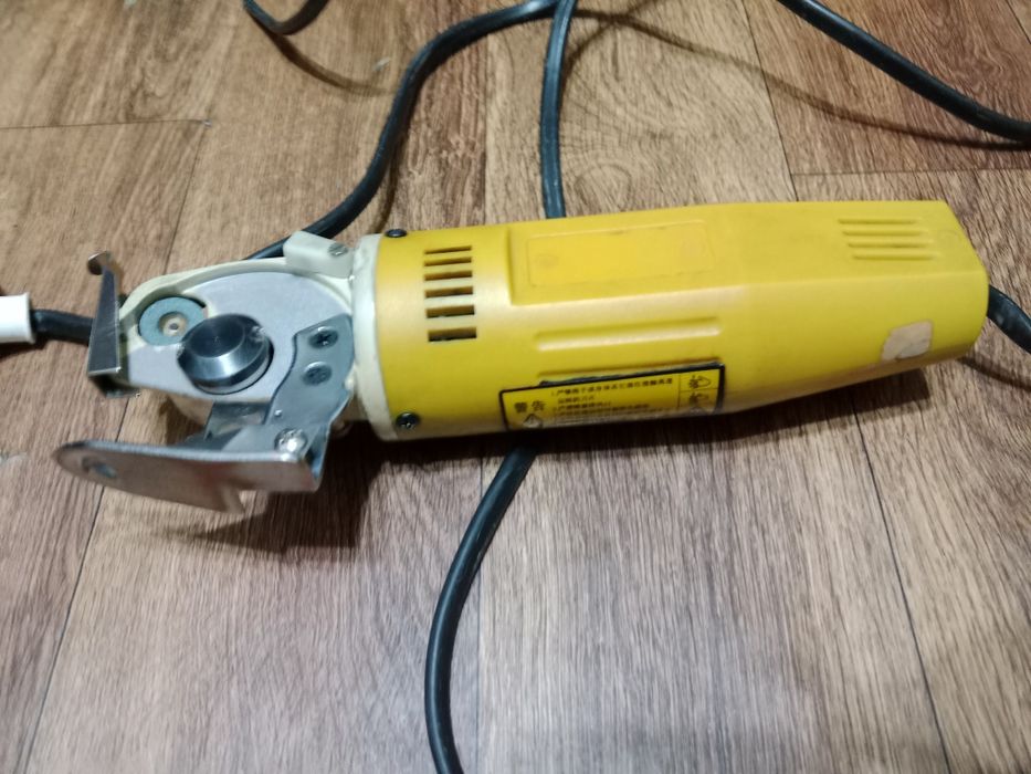 Раскройный нож дисковый