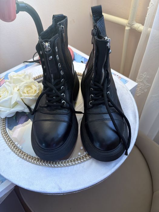 Продам ботинки  турция