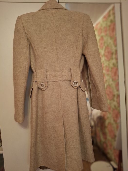 Пальто демисезонное