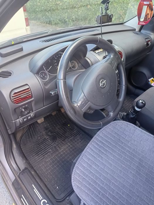 Vând Opel CORSA 1.3 diedel