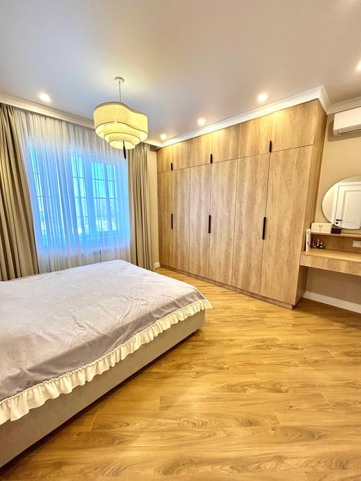 Продаётся коттедж в престижном районе Самал