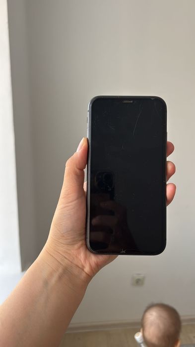 Айфон 11 сатылады