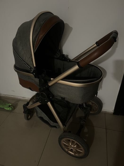 СРОЧНО! ТОРГ! Продам б/у коляску трансформер