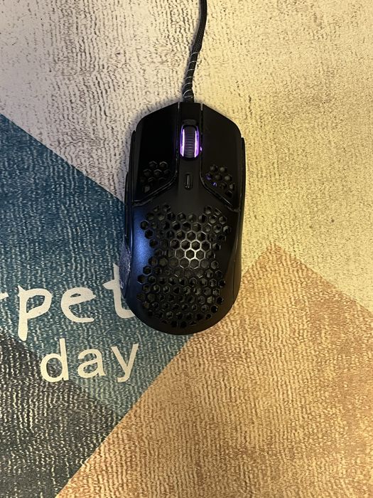 продам игровую мышку HyperX