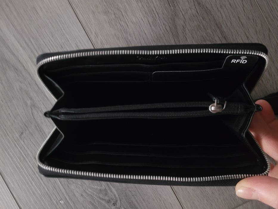 Geanta calvin klein nouă