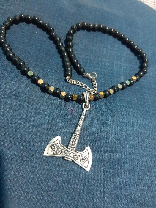 Lanț  și  brățară