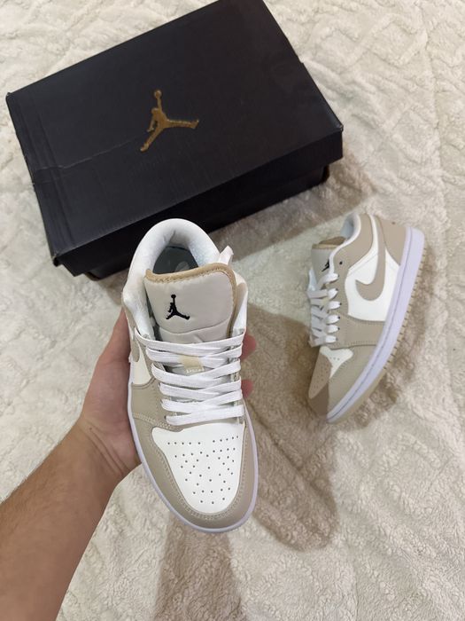 Air Jordan 1 Low Sail