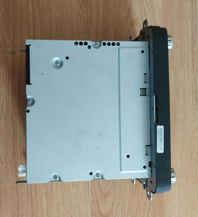Radio CD VW Golf 5 Passat B6 Touran Blaupunkt 1K0 035 186 AA RCD 300 Cod Inclus