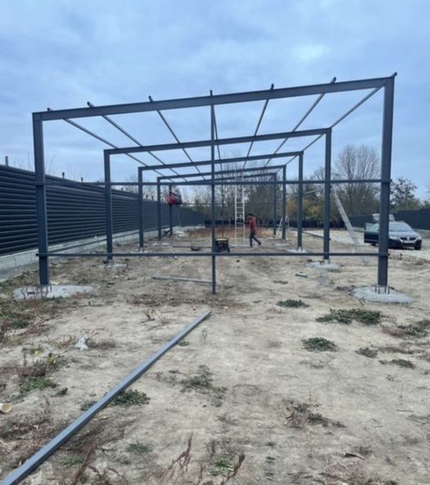 vând structură metalică opt deschiderea cu 35 lungimea din IPe 180 cu transport cu montaj