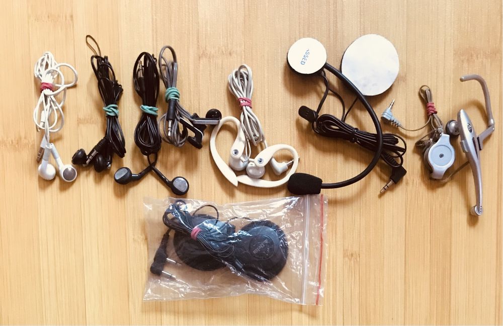 Cabluri date originale si handsfree diferite modele