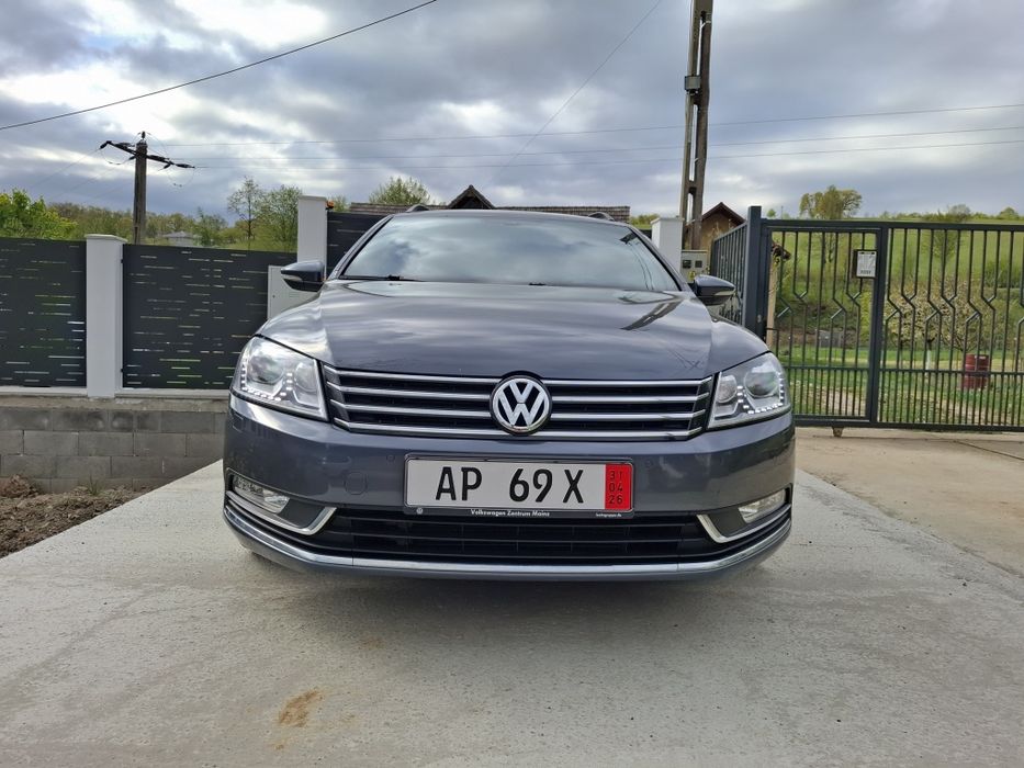 VW Passat/2013//Automat/Navigatie/Xenon/Interior sport/Germania/Euro 5