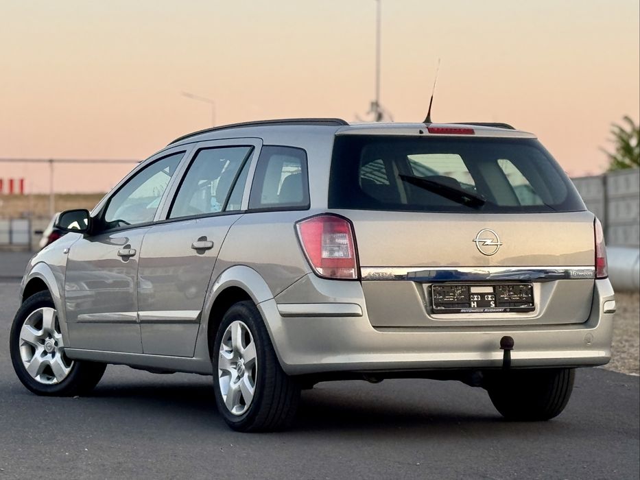Opel Astra H 1.6 benzina *2008* *Euro4*