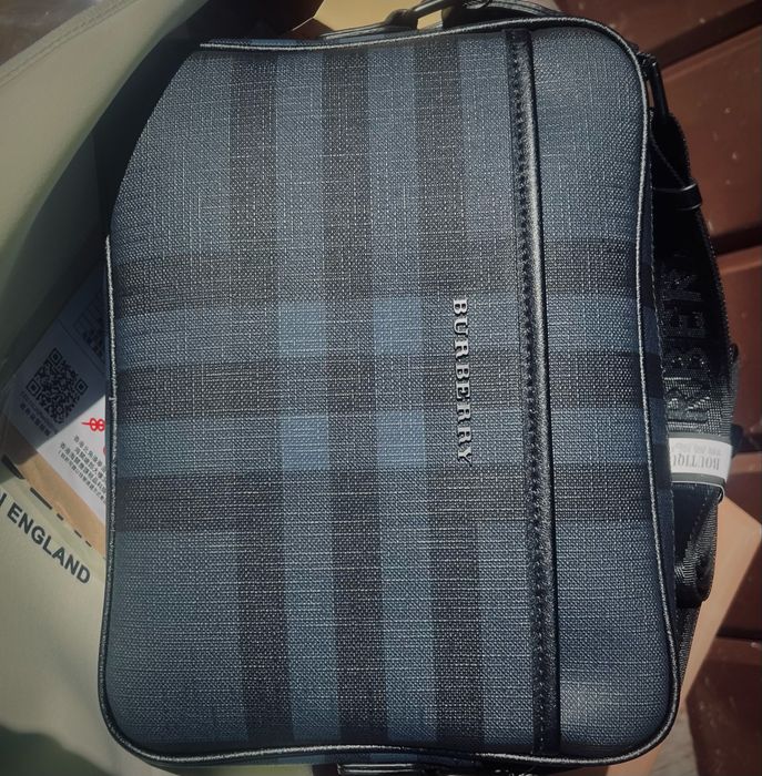 Сумка в стиле Burberry