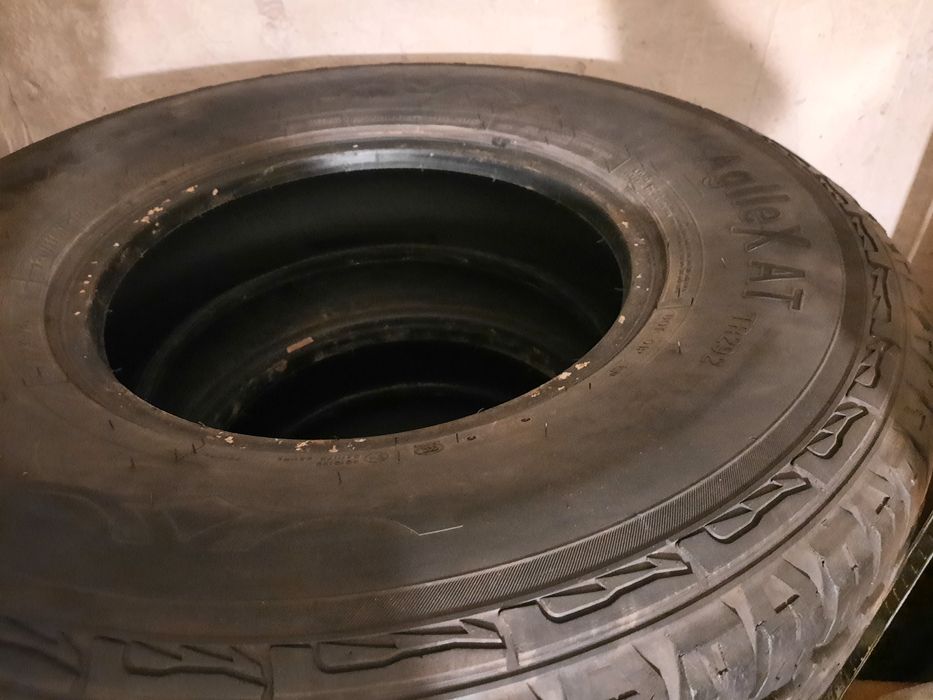 235/85R16 AT гуми за офроуд