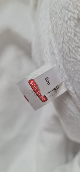 Продам детский комбинезон демисезон 0-6  мес