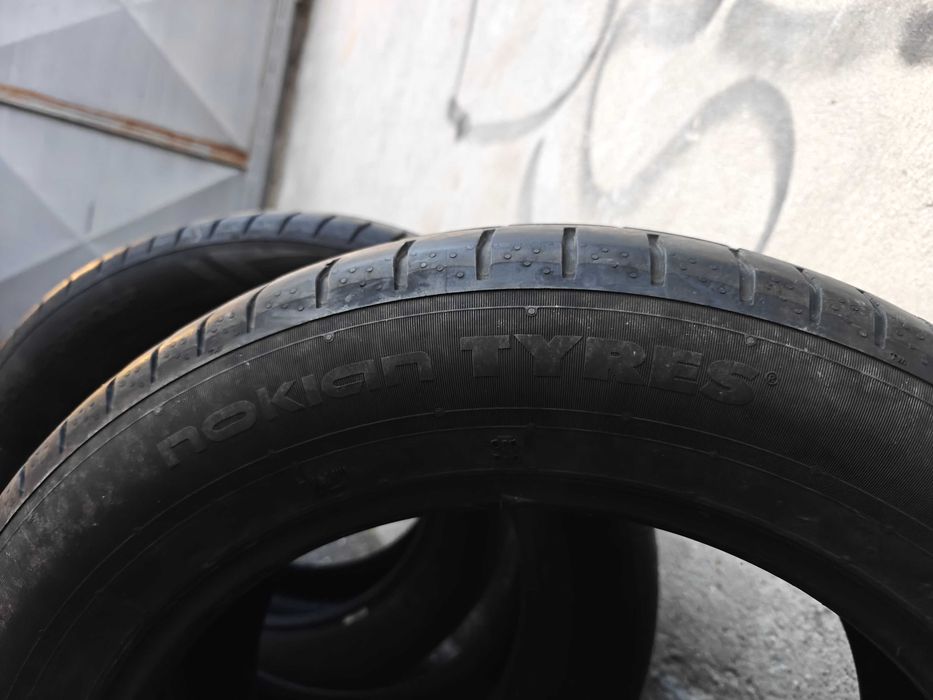 Гуми за кола 235/55R17