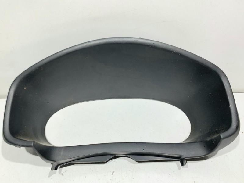 Ornament / rama ceas bord Dacia Logan 2 Berlina 682408103R