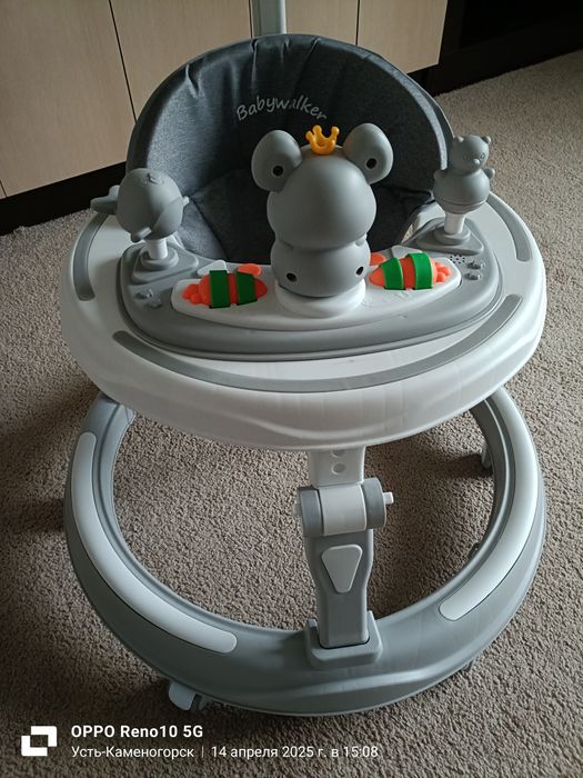 Продам ходунки новые