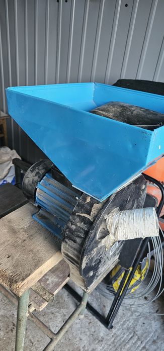 Moară cereale us casnic