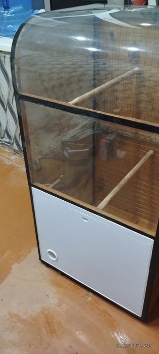 Срочно Продам клетки для попугаев