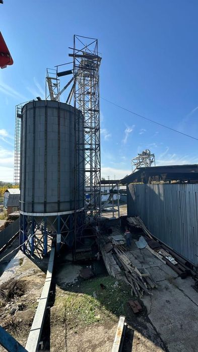 Продаётся база-элеватор