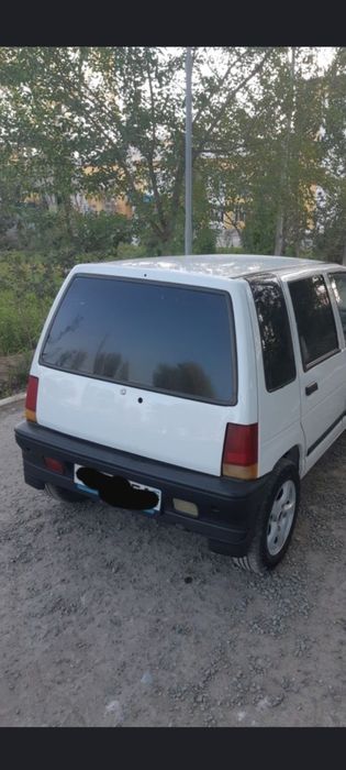 Тико сотилади. 1996 йили машин еконамични.