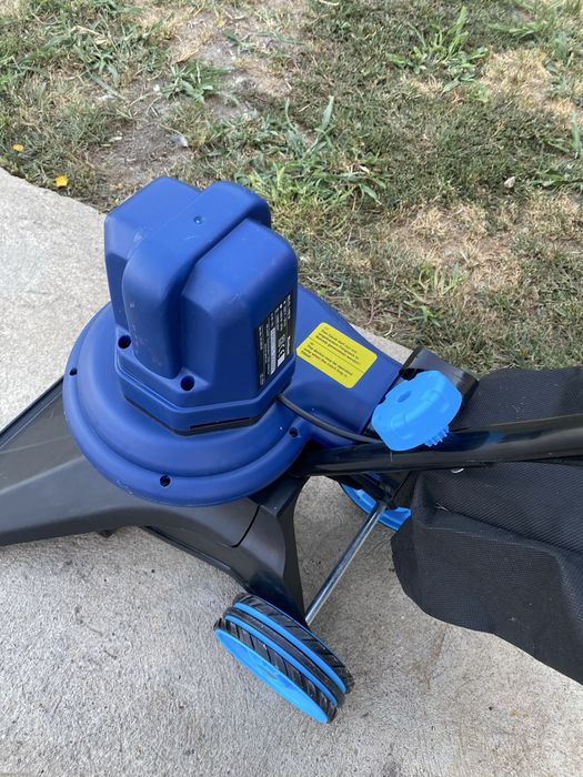 Aspirator frunze , resturi vegetale einhell