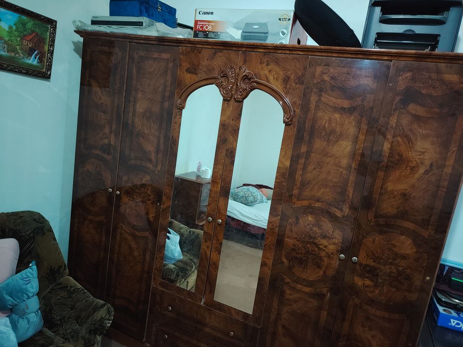 Шифонер срочно продам