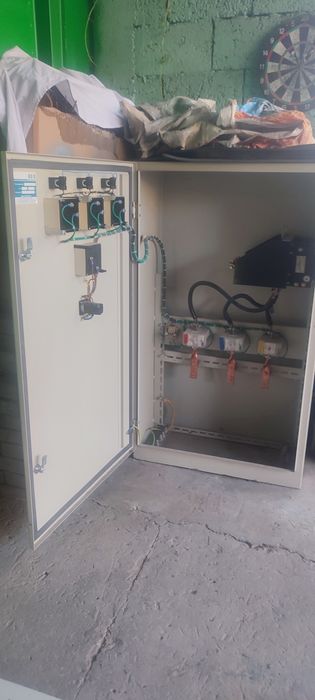 Щит распределительный АВР