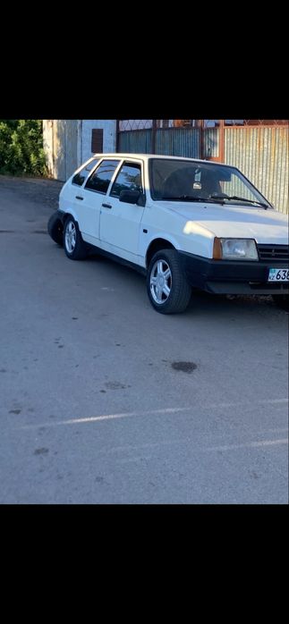 Продам ваз 2109.