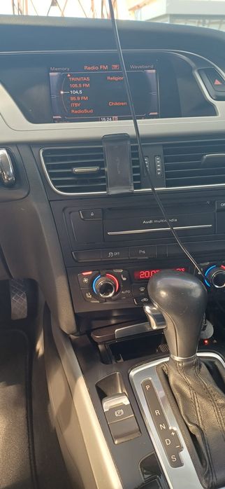 Audi A4 B8 2.0 TDI 140 Cp An 2011 Euro 5 Auto Impecabil