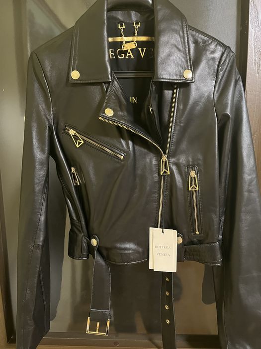 Bottega Veneta- естествена кожа яке