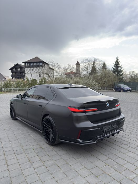 BMW 740d xDrive (G70) | An Model 2023 Full Maxton Bodykit cu Jante 22 Hamann